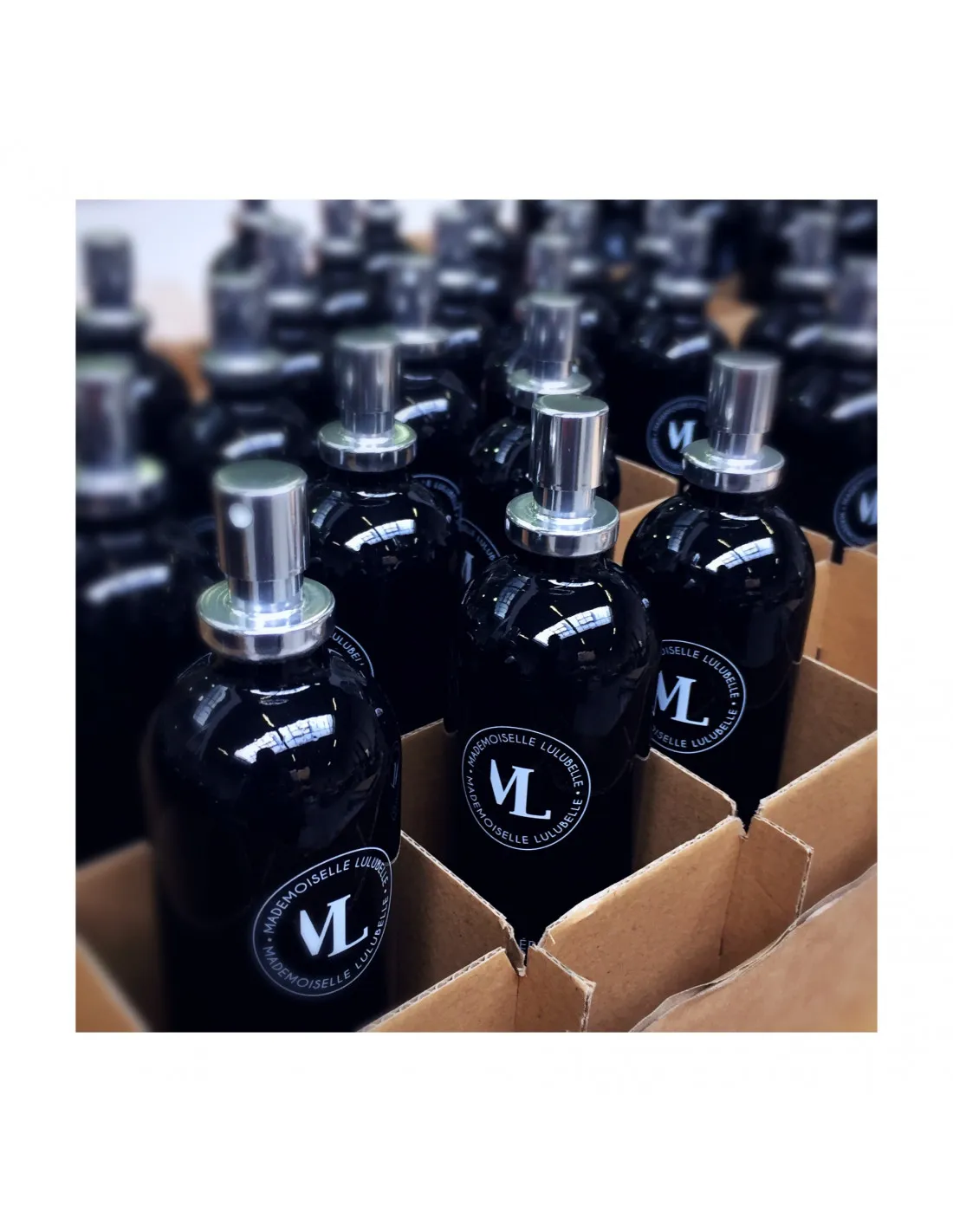 Blanc Absolu - Spray Mlle Lulubelle 4 Blanc Absolu - Spray Mlle Lulubelle – Image 2