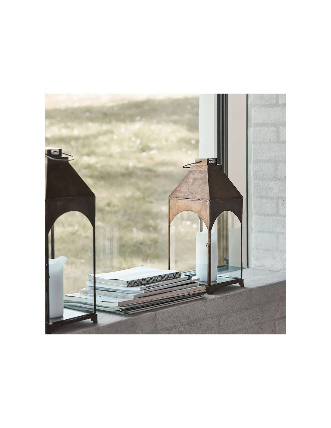 Moyenne Lanterne Arche En Laiton Antique - House Doctor 4 Moyenne Lanterne Arche En Laiton Antique - House Doctor – Image 2