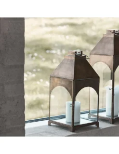 Moyenne Lanterne Arche En Laiton Antique - House Doctor 10 Moyenne Lanterne Arche En Laiton Antique - House Doctor -Magasin De Bougies Parfumées Pour La Maison moyenne lanterne arche en laiton antique house doctor 2