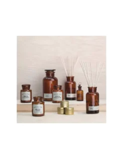 Tobacco And Patchouli - Apothecary Candle Paddywax -Magasin De Bougies Parfumées Pour La Maison tobacco and patchouli apothecary candle paddywax 1